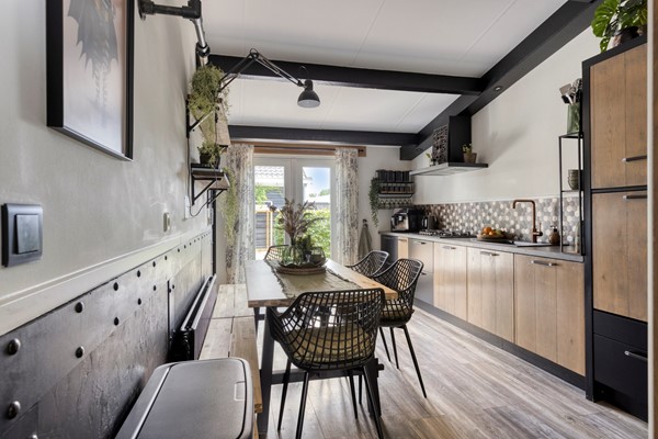 Medium property photo - Stationsweg 16, 4451 HK Heinkenszand
